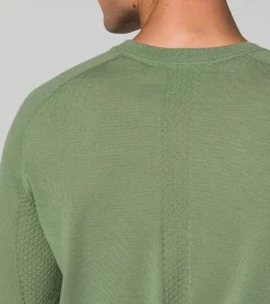 Evoknit® V-Neck Pullover