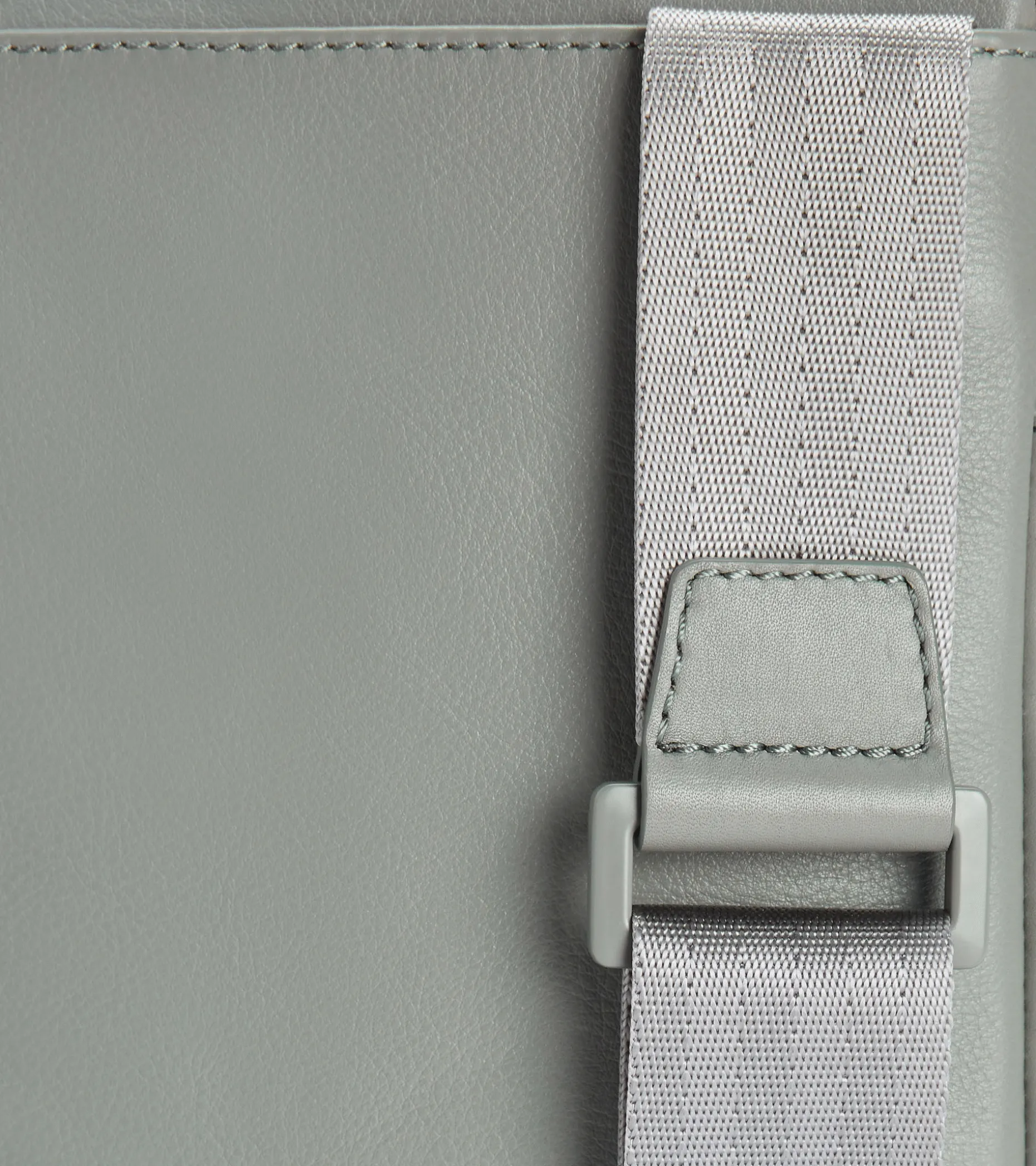 Roadster Leather Shoulderbag S