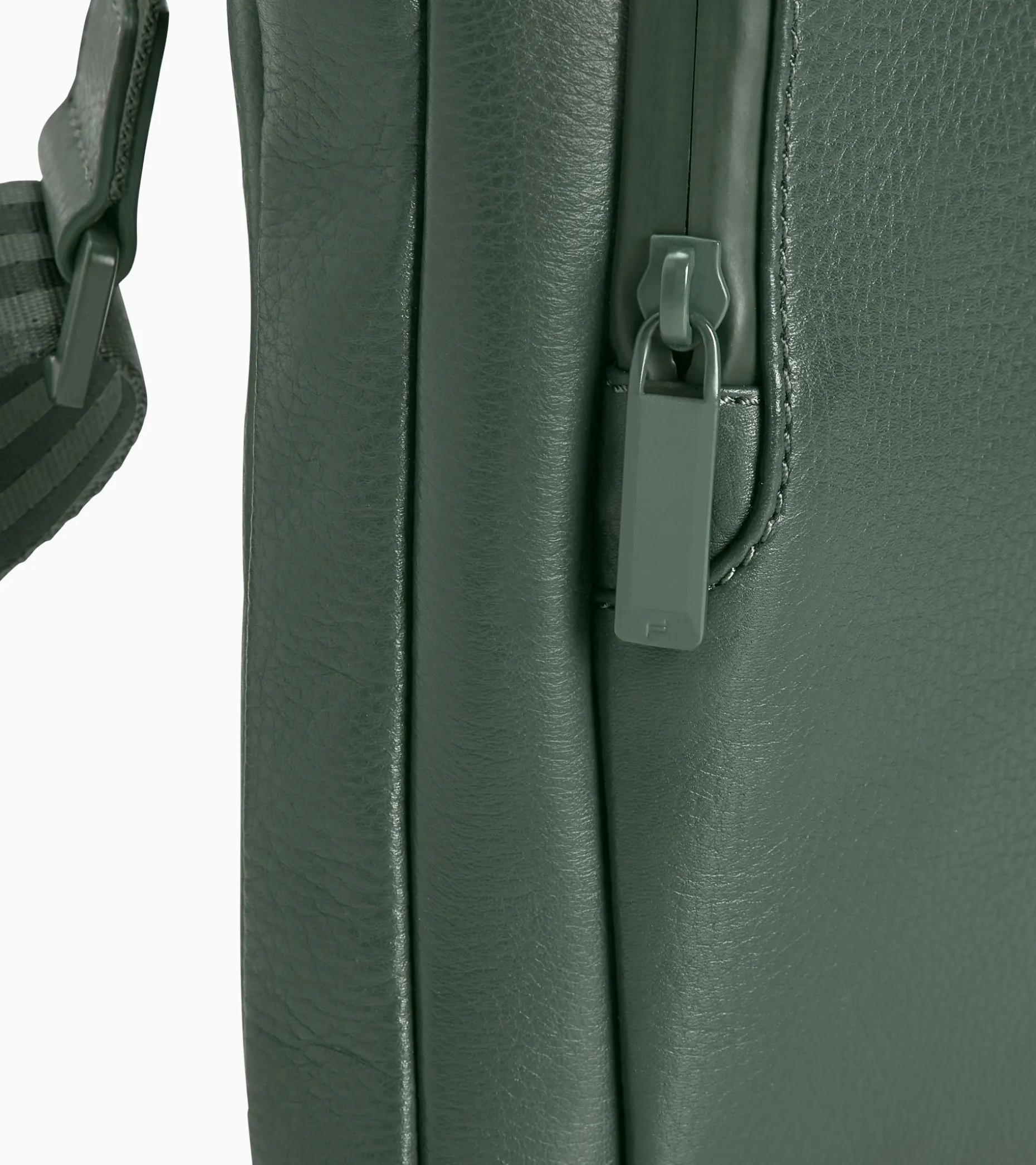 Roadster Leather Shoulderbag S